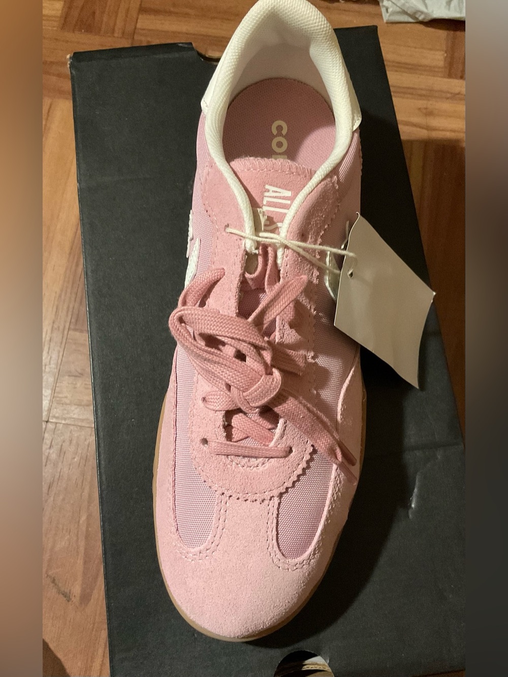 Converse Run Star Trainer Ox Suede All Star Suede Sneakers (multiple sizes) - Picture 3 of 5